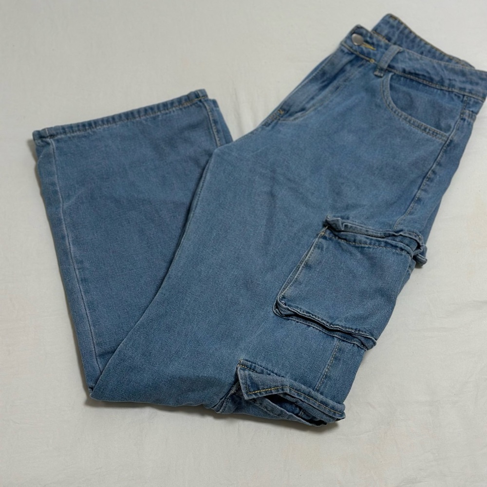 SHEIN Blue Cargo Jeans